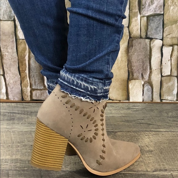 ARIDER BOHEMIAN STITCH STYLE ANKLE - Picture 4 of 8